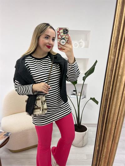 Çizgili Siyah Beyaz Sweatshirt