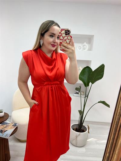 Degaje Yaka Vatkalı Oranj Saten Elbise