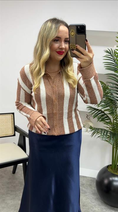 Dikey Çizgili Ajurlu Hirka Bej