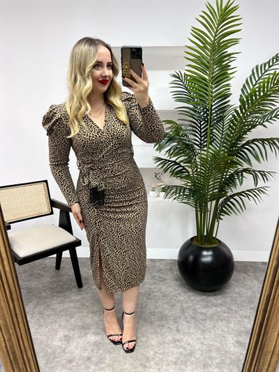 Drapeli Puskül Detaylı Kuşaklı Leopar Elbise