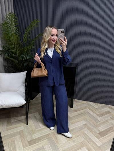 Elina Arkası Fiyonk Detaylı Tasarım Takım Lacivert