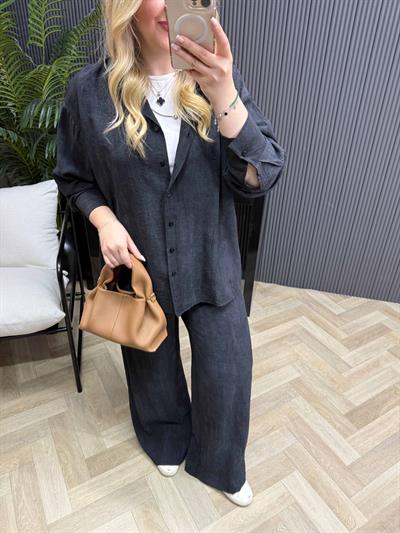 Elina Arkası Fiyonk Detaylı Tasarım Takım Siyah