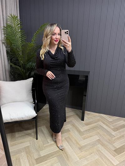 Elsa Vatkalı Degaje Yaka Taşli Modal Elbise Siyah