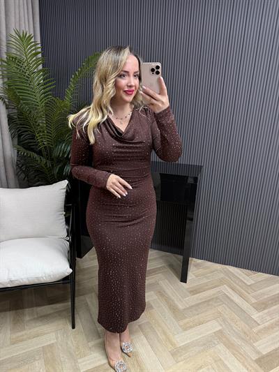Elsa Vatkalı Degaje Yaka Taşli Modal Elbise Acı Kahve