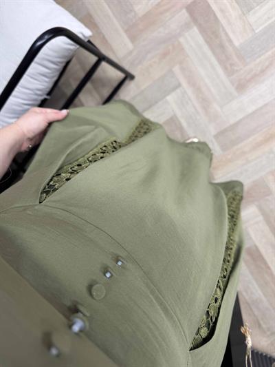 Eteği Dantel Volanlı Karpuz Kol Tasarım Elbise Yeşil