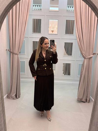 Faye Gold Detaylı Kemerli Ceket Ve Etek Takım Acı Kahve