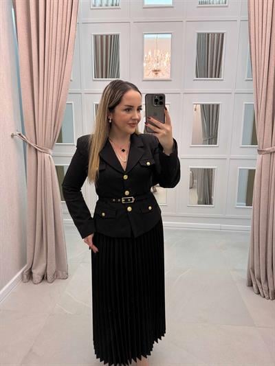 Faye Gold Detaylı Kemerli Ceket Ve Etek Takım Siyah
