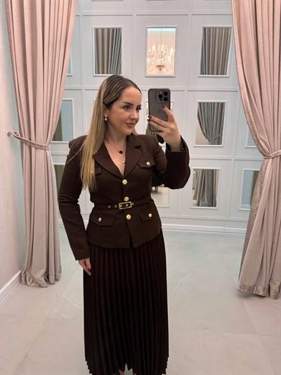 Faye Gold Detaylı Kemerli Ceket Ve Etek Takım Acı Kahve