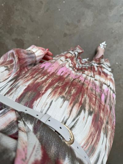 Ferhunde Pilise Detaylı Pembe Kemerli Saten Elbise