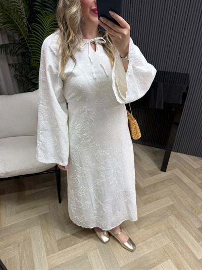 Fisto Detaylı Pamuk Vual Elbiseler Beyaz