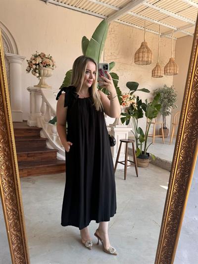 Fiyonk Detay Salaş Formda Keten Elbise Siyah