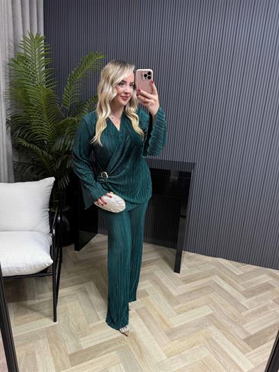 Gemma İspanyol Kol Toka Detaylı Tasarım Pilise Takım Zümrüt