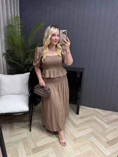 Gipeli Etekli Keten Takım Kahverengi