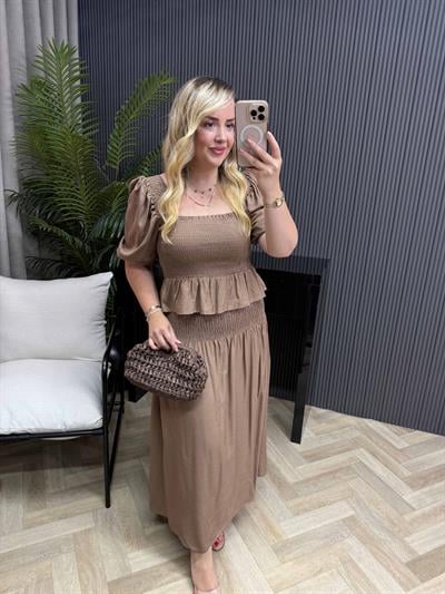 Gipeli Etekli Keten Takım Kahverengi