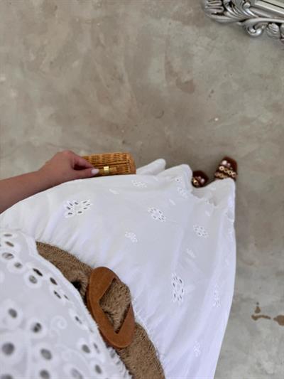 Gipeli Fisto İşlemeli Hasır Kemerli Beyaz Elbise