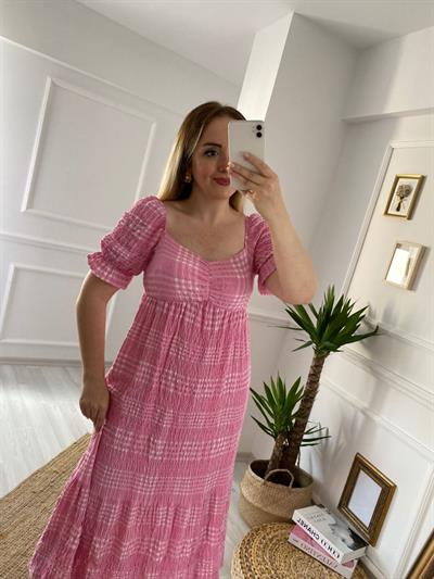 Gofre Kumaş Tasarım Elbise Pembe