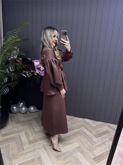 Gül Detaylı Etekli Takım Acı Kahve