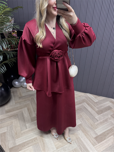 Gül Detaylı Etekli Takım Bordo