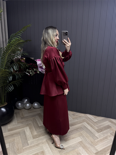 Gül Detaylı Etekli Takım Bordo