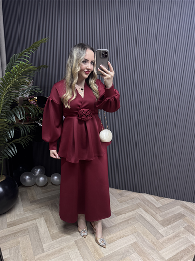 Gül Detaylı Etekli Takım Bordo
