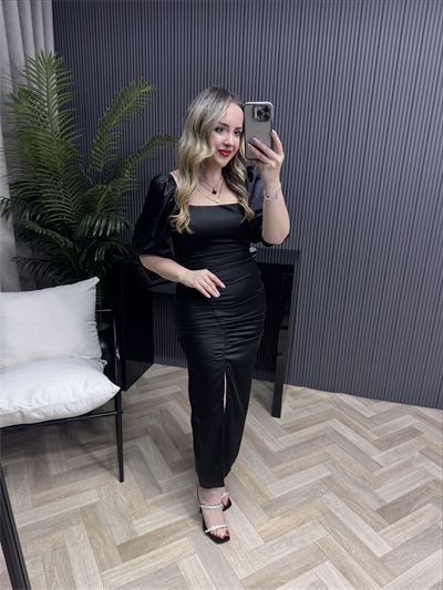 Güldefne Balon Kol Drapeli Özel Saten Kumaş Elbise Siyah