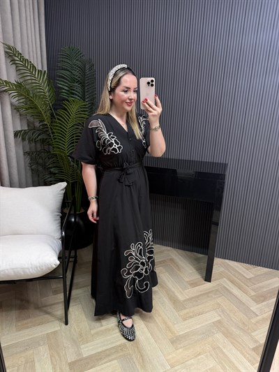 Gülendam Nakiş İşleme Detaylı Pamuk Poplin İthal Tasarım Elbise Siyah