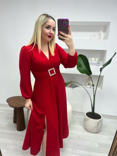 Gümüş Tokalı Prenses Model Elbise Kirmizi