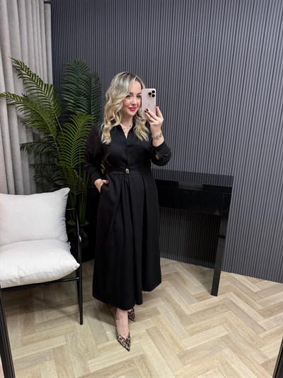 Hira Gold Detaylı Pileli Elbise Siyah