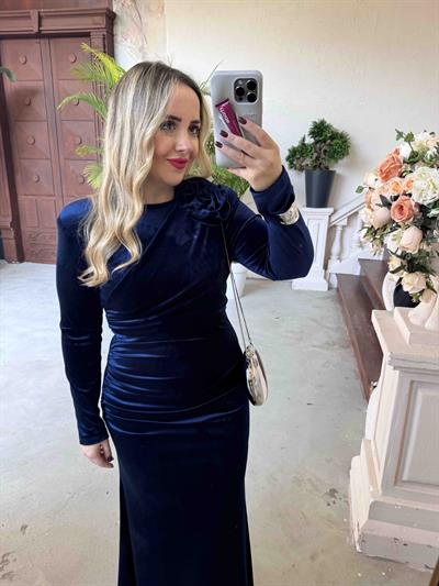 İsabel Gül Detaylı Drapeli Tasarım Kadife Elbise Lacivert