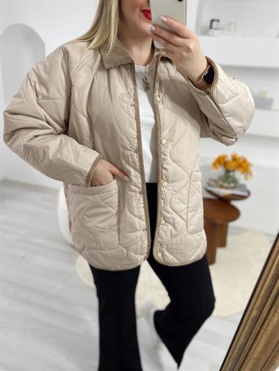 Kadife Detaylı Ekru Kapitone Ceket