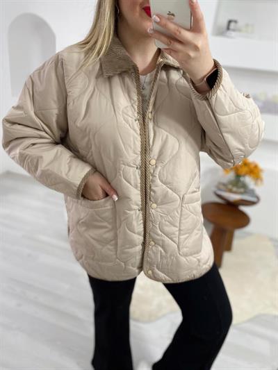 Kadife Detaylı Ekru Kapitone Ceket