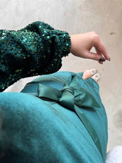 Kadife Kolları Payet Tasarım Kadife Zümrüt Elbise