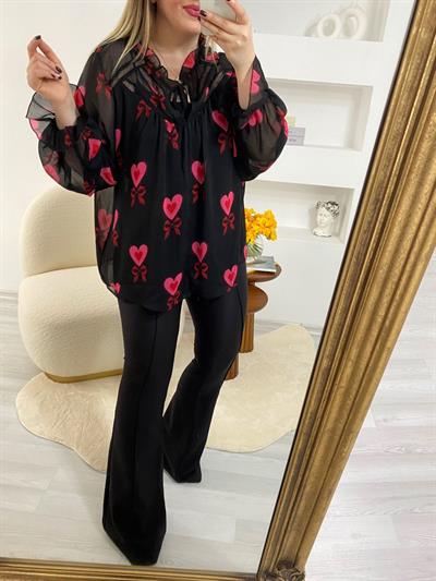 Kalp Detaylı Şifon Bluz
