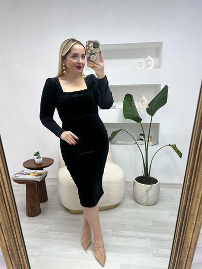 Kare Yaka Kadife Kalem Elbise Siyah