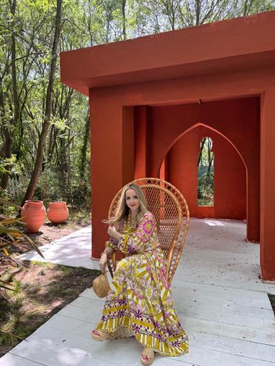 Katleya Model Pembe Sari Çiçekli Elbise