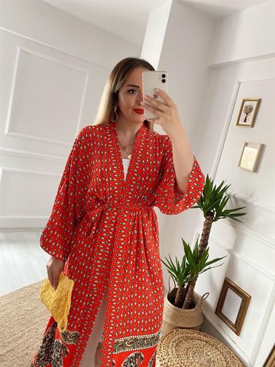 Kirmizi  Desenli Kuşaklı Kimono