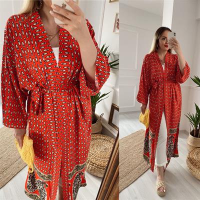 Kirmizi  Desenli Kuşaklı Kimono