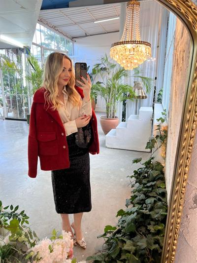 Kirmizi Kürklü Aplike Kaban