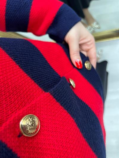 Kirmizi Laci Çizgili Hirka