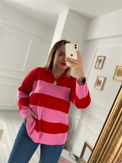 Kirmizi Pembe Çizgili Yakalı Triko Kazak