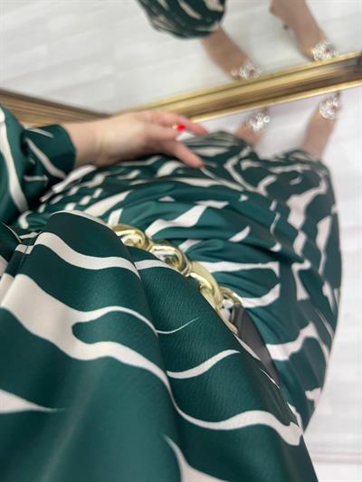 Kruvze Model Kemerli Zümrüt Zebra Elbise