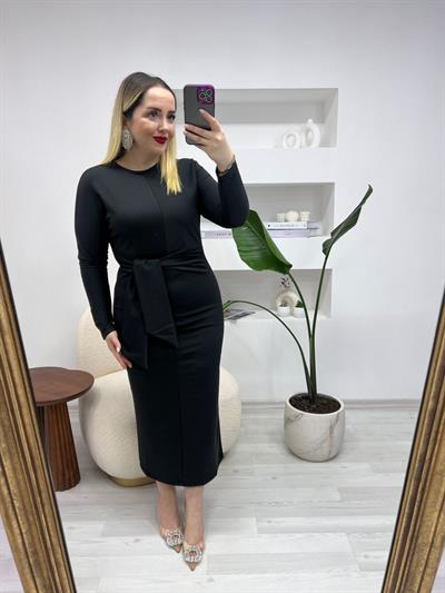 Kurdale Bağlamalı Model Siyah Kalem Elbise
