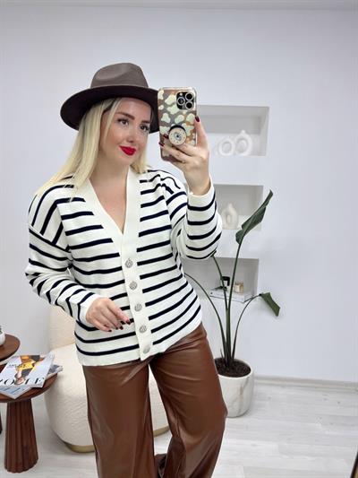 Laci-Ekru Çizgili Taş Düğmeli Hirka