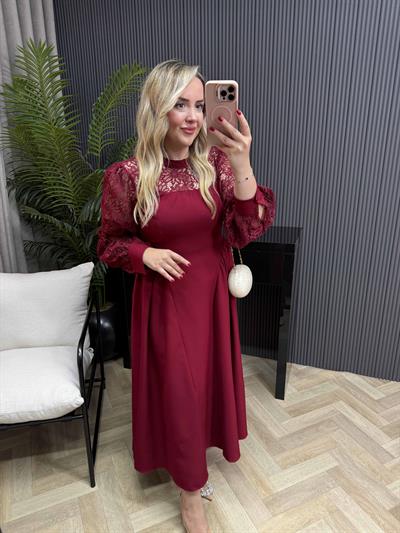 Lenya Dantel Detaylı Büzgülü Elbise Bordo