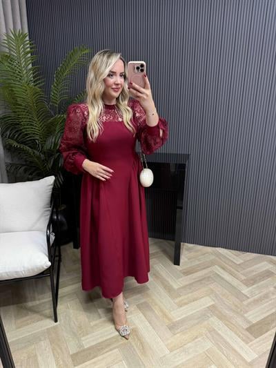 Lenya Dantel Detaylı Büzgülü Elbise Bordo