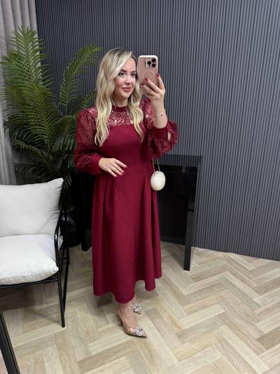 Lenya Dantel Detaylı Büzgülü Elbise Bordo