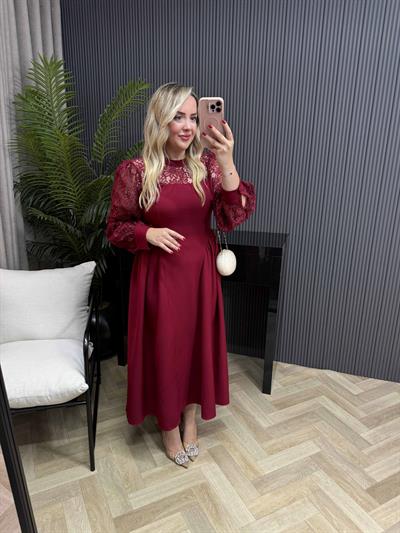Lenya Dantel Detaylı Büzgülü Elbise Bordo