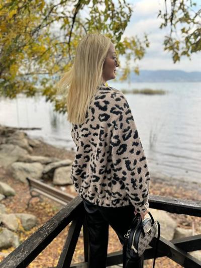 Leopar Deri Detaylı Bomber Ceket