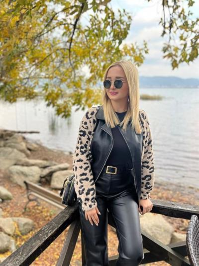 Leopar Deri Detaylı Bomber Ceket