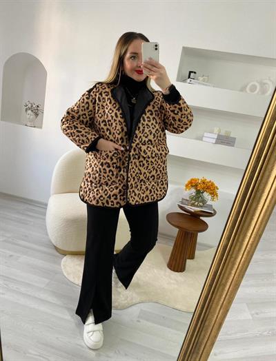 Leopar Tasarım Kapitone Ceket